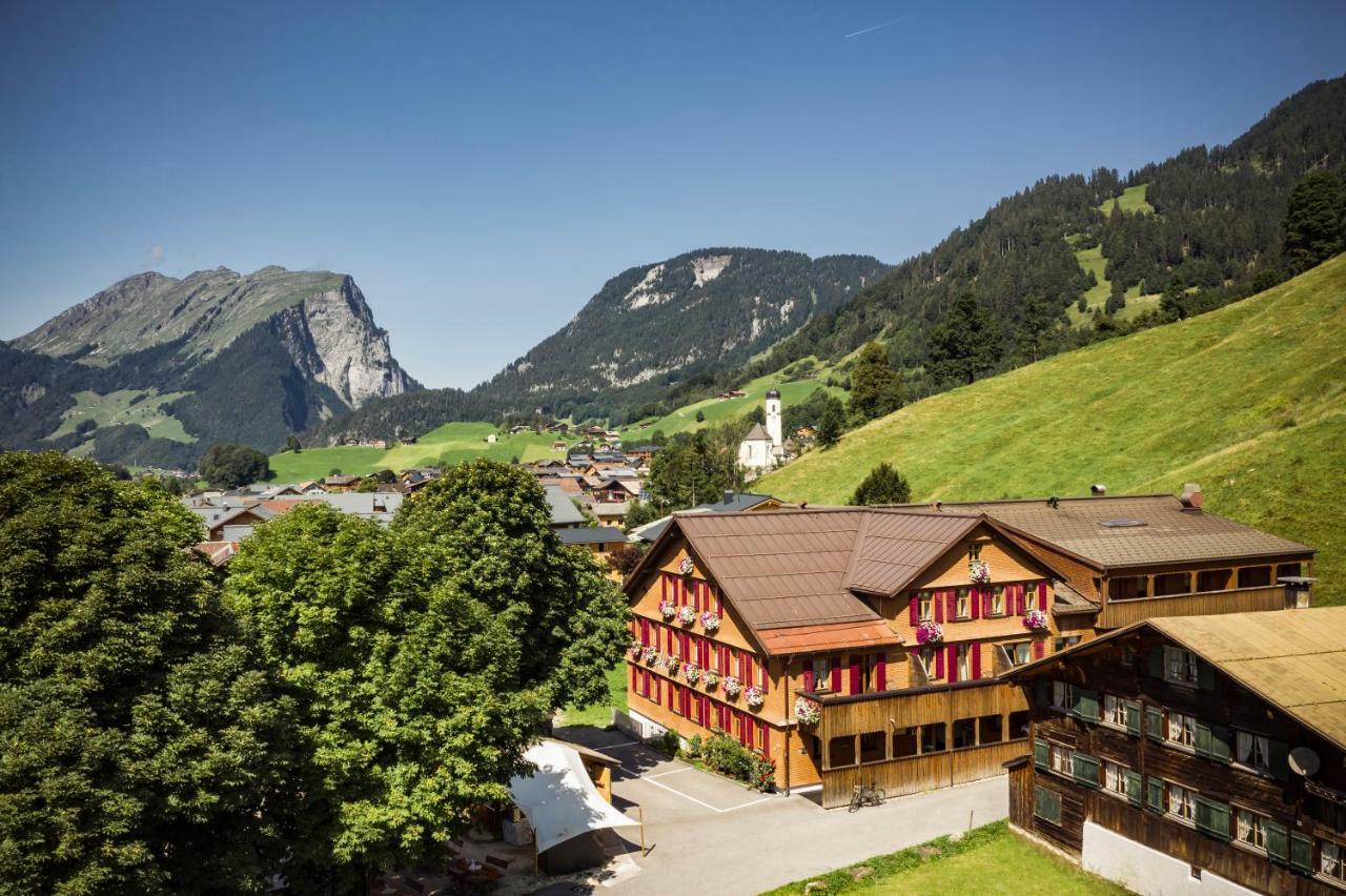 Hotel Adler